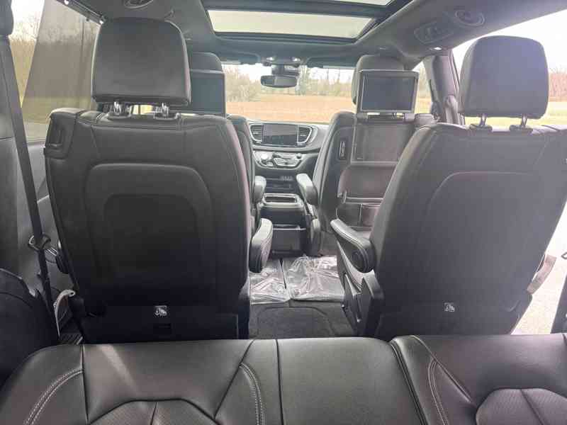 Chrysler Pacifica 3,6 Limited Stype DVD NEW 2021 - foto 8