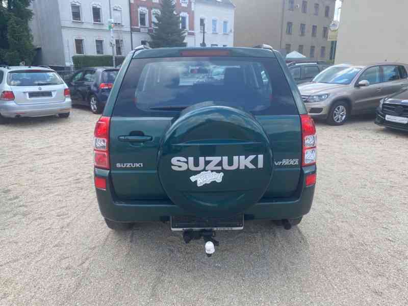 Suzuki Grand Vitara 2.0i benzín  4x4 103kw - foto 8