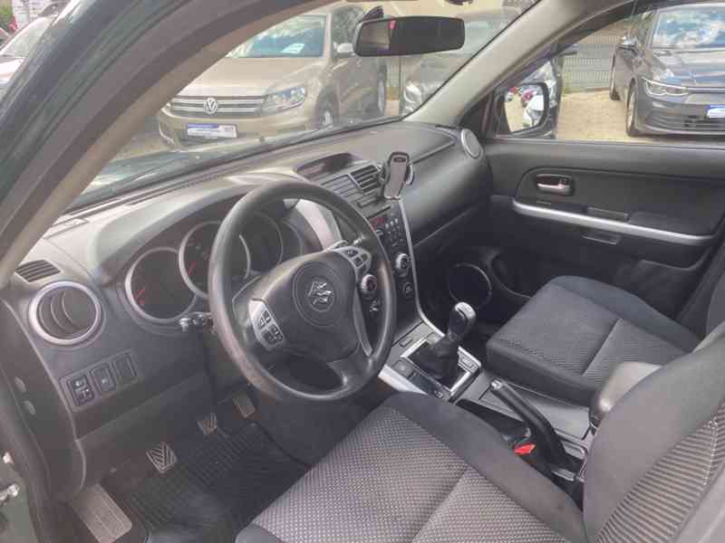 Suzuki Grand Vitara 2.0i benzín  4x4 103kw - foto 9