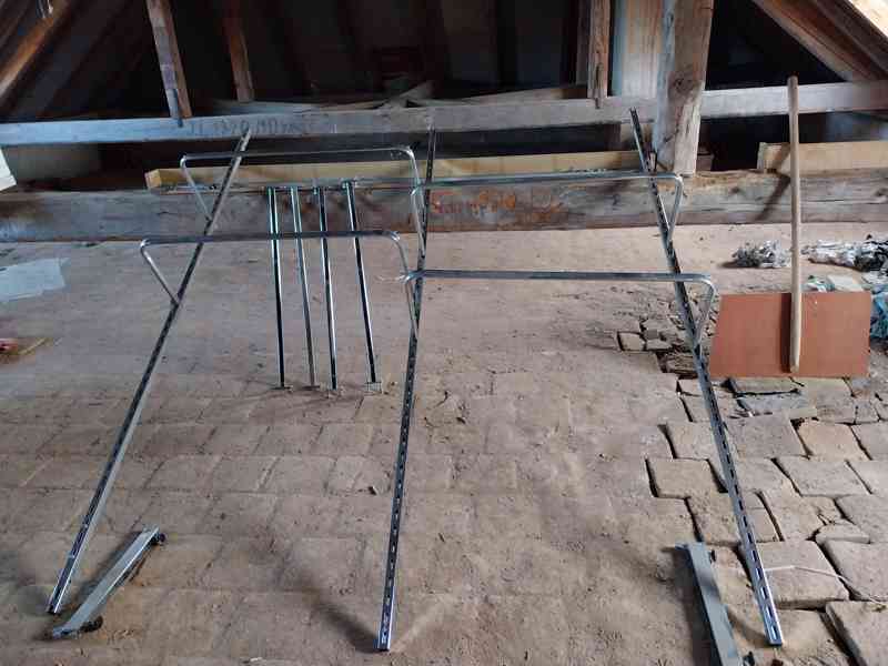 Věšák na šaty - štendr - foto 3