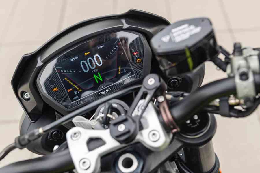 Triumph Street Triple - foto 3