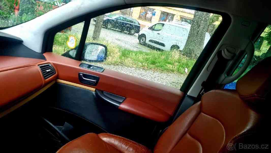 Lancia Phedra 2,2   JTD 130KW BI TURBO 7 MÍST - foto 2
