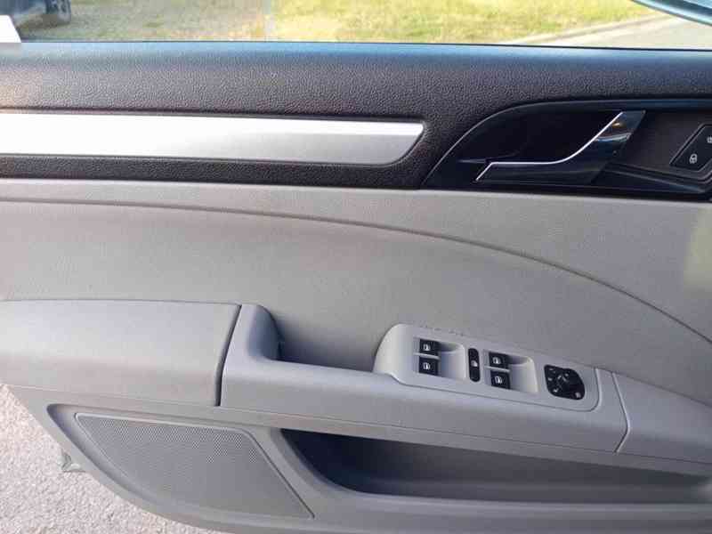 Škoda Superb II 2.0 TDI 103 kW, DSG, 2009, 194 tis. km  - foto 15