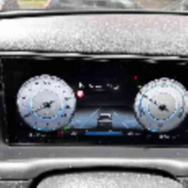 Hyundai Tucson 1,6 benzin - hybrid - foto 6