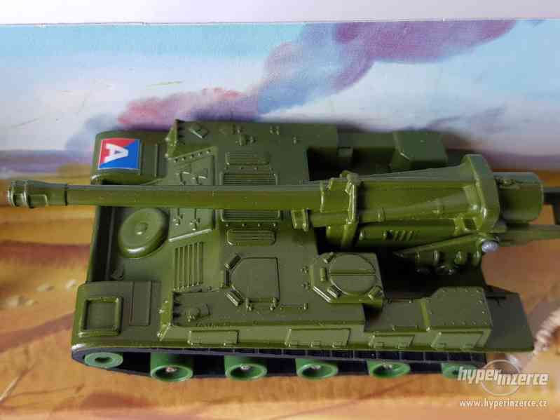 Matchbox Battle Kings K-107 - foto 12