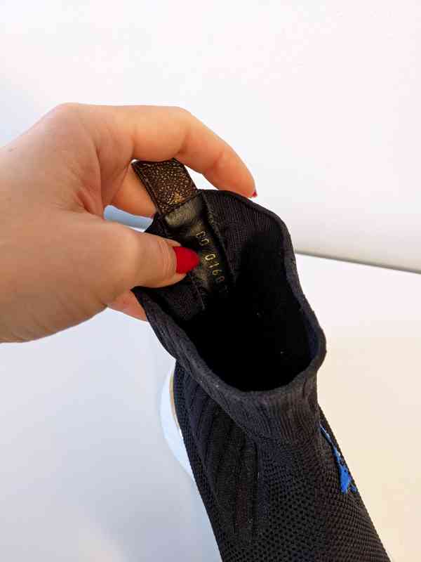 Louis Vuitton - Černé boty pro ženu se stylem - foto 6