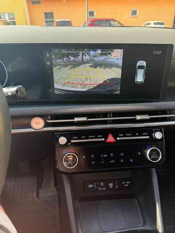 Hyundai Tucson 1,6   TGDI Edice 20 years - foto 4