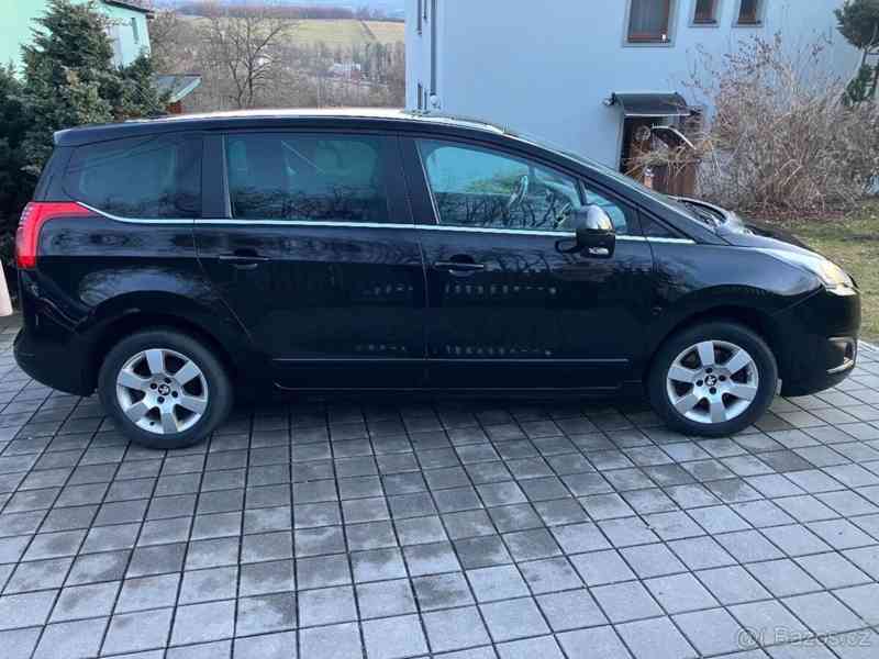 Peugeot 5008 2,0   HDI, 110KW 7 mist, panorama - foto 5