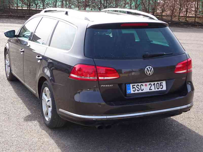 VW Passat 1.8 TSI Variant r.v.2011 (118 kw) - foto 4