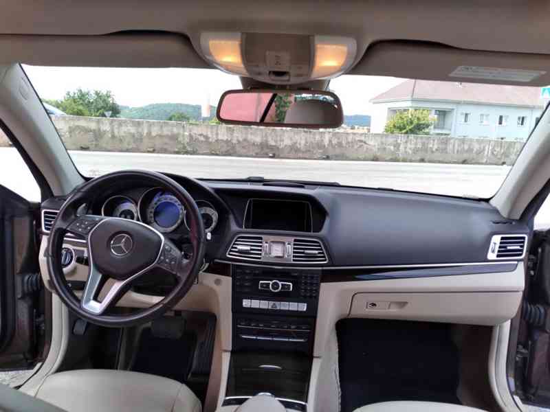 MERCEDES BENZ E 250 CDI COUPÉ 150kW PANORAMA - foto 16