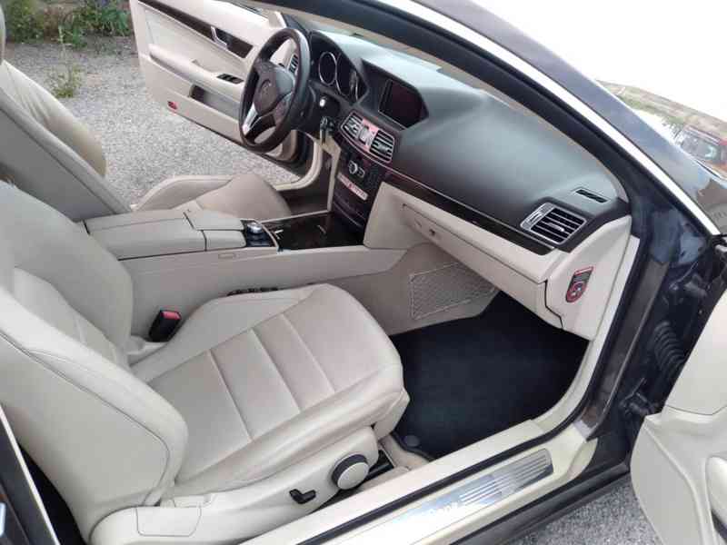 MERCEDES BENZ E 250 CDI COUPÉ 150kW PANORAMA - foto 12