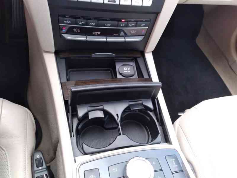 MERCEDES BENZ E 250 CDI COUPÉ 150kW PANORAMA - foto 25