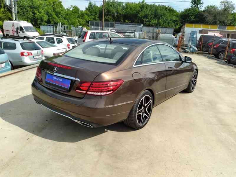 MERCEDES BENZ E 250 CDI COUPÉ 150kW PANORAMA - foto 7