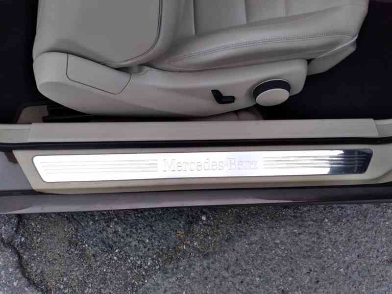 MERCEDES BENZ E 250 CDI COUPÉ 150kW PANORAMA - foto 17