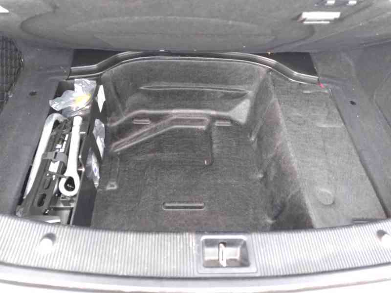 MERCEDES BENZ E 250 CDI COUPÉ 150kW PANORAMA - foto 34