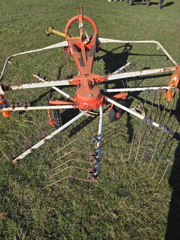 Rozmetadlo 3,500Kg, obraceč 550cm Nahrabovač 280 cm - foto 4