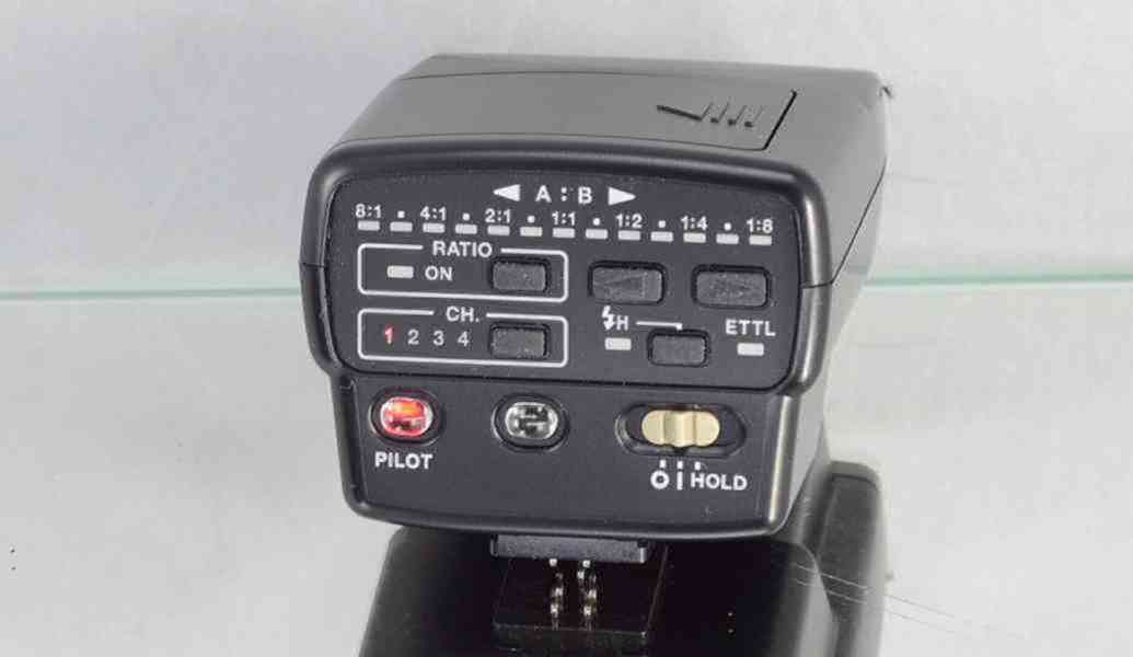 Infračervený vysílač : Canon Transmitter ST-E2 *E-TTL... - foto 5