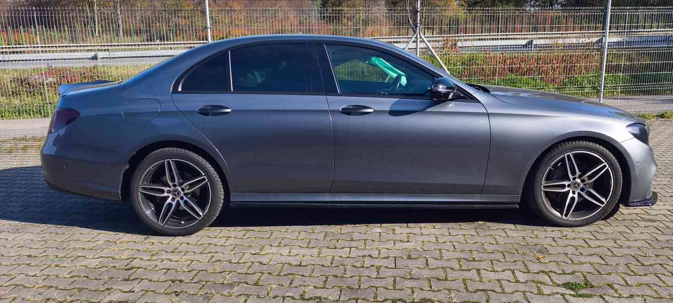 Mercedes Benz E 220d - foto 4