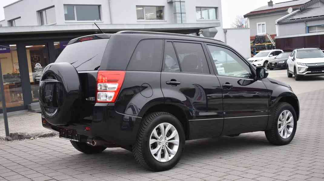 Suzuki Grand Vitara 2,4i Comfort benzín 124kw - foto 34