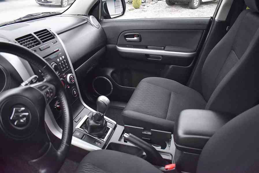 Suzuki Grand Vitara 2,4i Comfort benzín 124kw - foto 29