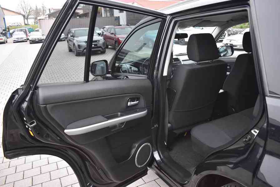 Suzuki Grand Vitara 2,4i Comfort benzín 124kw - foto 14