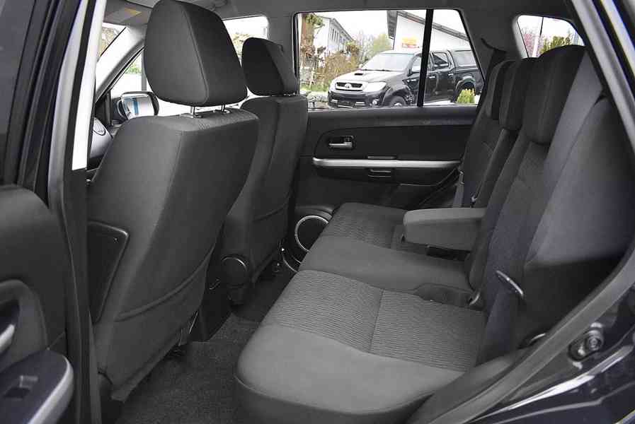 Suzuki Grand Vitara 2,4i Comfort benzín 124kw - foto 2