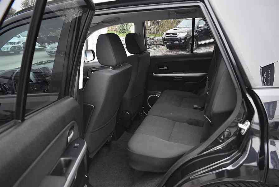 Suzuki Grand Vitara 2,4i Comfort benzín 124kw - foto 4