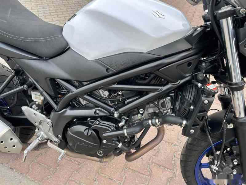 Suzuki SV 650 2016 - foto 11