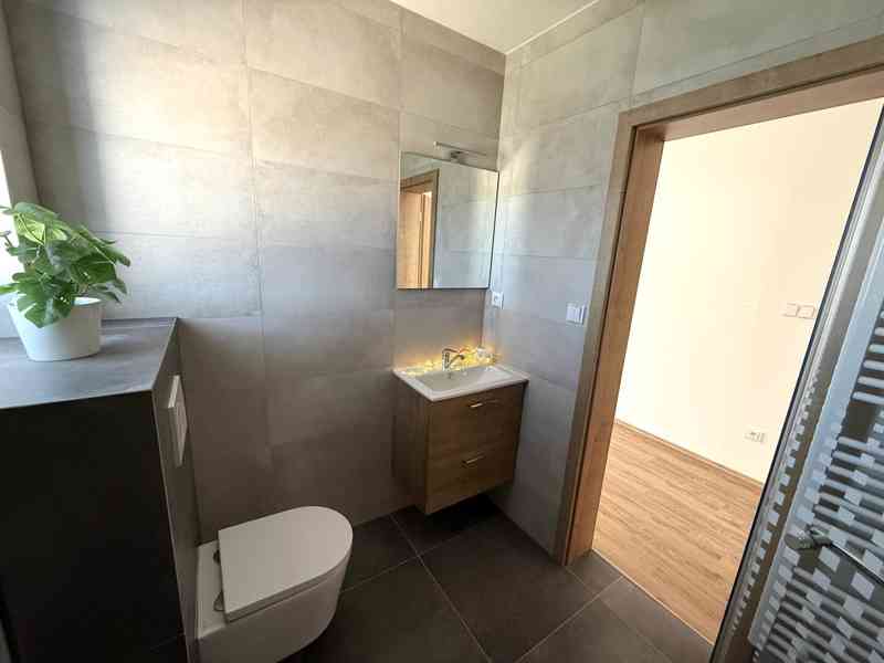 PRONÁJEM NOVOSTAVBY BYTU 2+KK  V BRNĚ – IVANOVICÍCH - foto 13