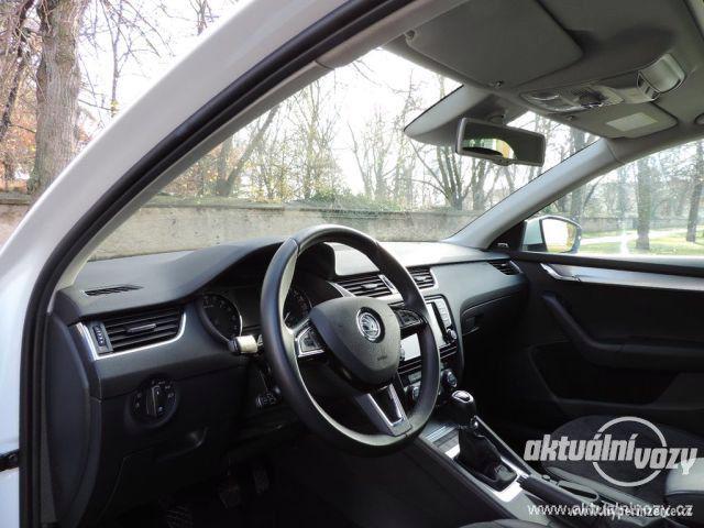 Škoda Octavia 2.0, nafta, vyrobeno 2014, navigace, kůže - foto 5