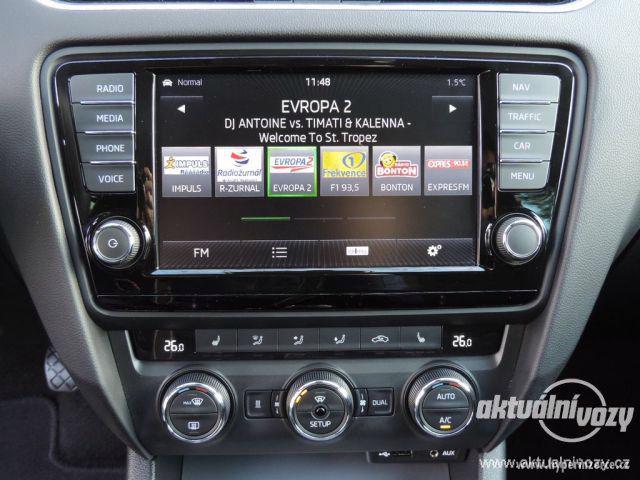 Škoda Octavia 2.0, nafta, vyrobeno 2014, navigace, kůže - foto 19