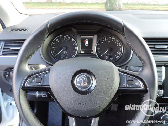 Škoda Octavia 2.0, nafta, vyrobeno 2014, navigace, kůže - foto 36