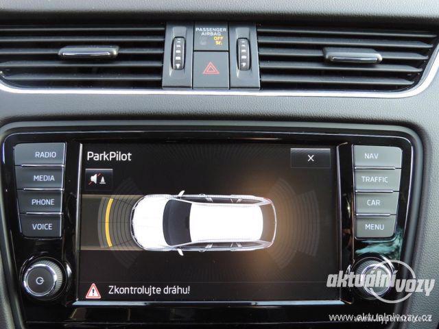Škoda Octavia 2.0, nafta, vyrobeno 2014, navigace, kůže - foto 42