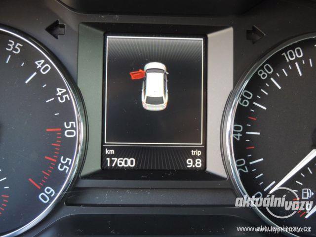 Škoda Octavia 2.0, nafta, vyrobeno 2014, navigace, kůže - foto 57