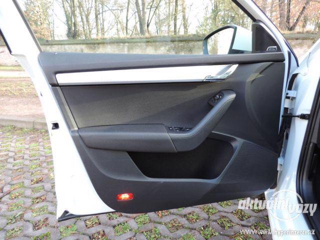 Škoda Octavia 2.0, nafta, vyrobeno 2014, navigace, kůže - foto 70