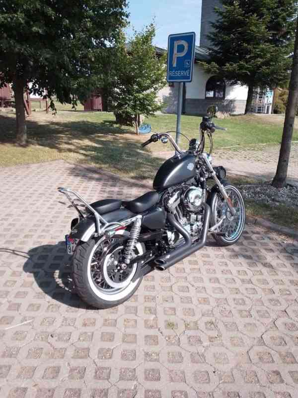 Harley Davidson XL 1200V Sportster Seventy-Two - foto 3