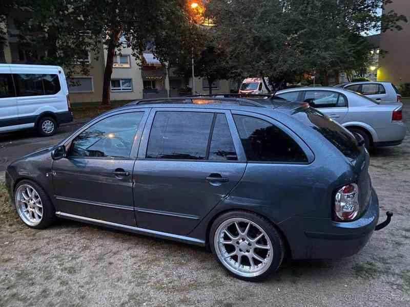 Škoda Fabia 2,0   Škoda Fabia 2.0 2006 - foto 2