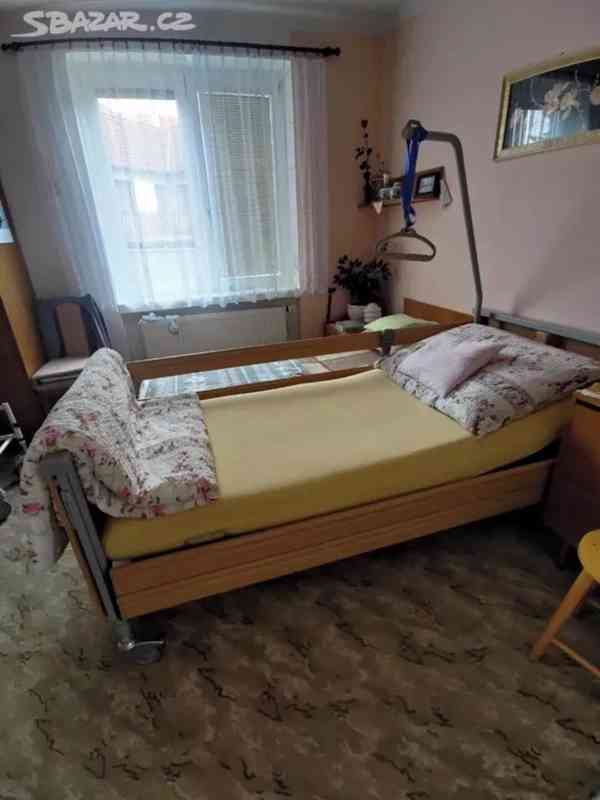 Zdravotní polohovací postel s matrací - foto 2