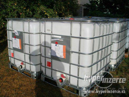 nádrž na vodu ibc kontejner 1000l extra kvalita živ,40let - foto 2