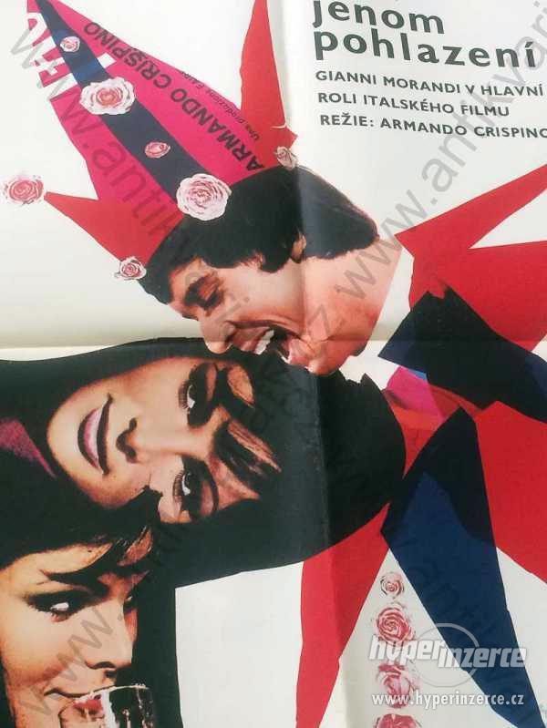 Není jenom pohlazení film plakát  J. Duchoň 1971 - foto 1