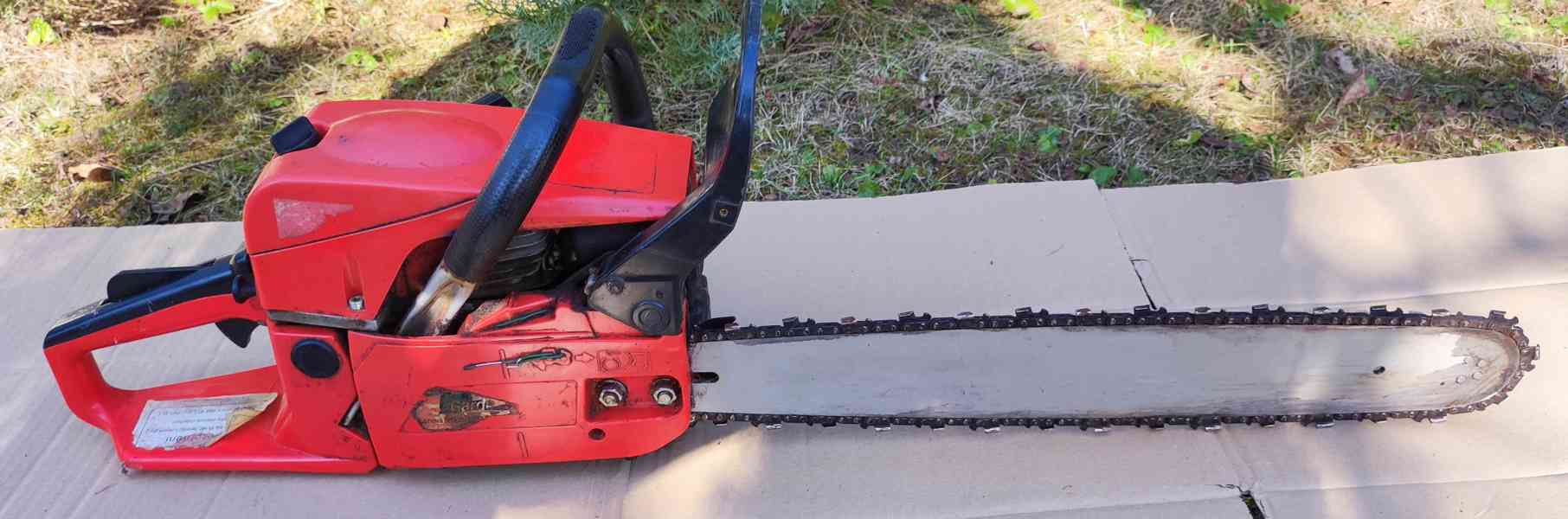 Benzinová řetězová pila - foto 2