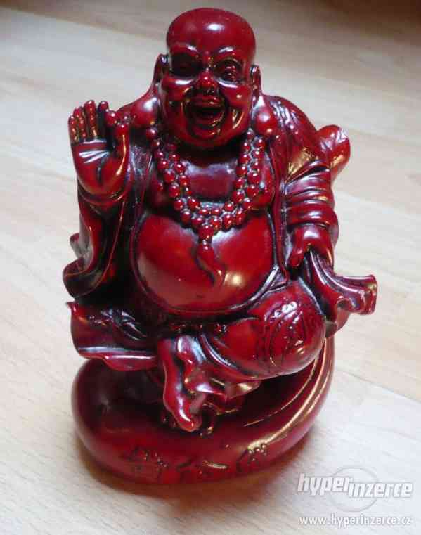 Buddha - soška . - foto 2