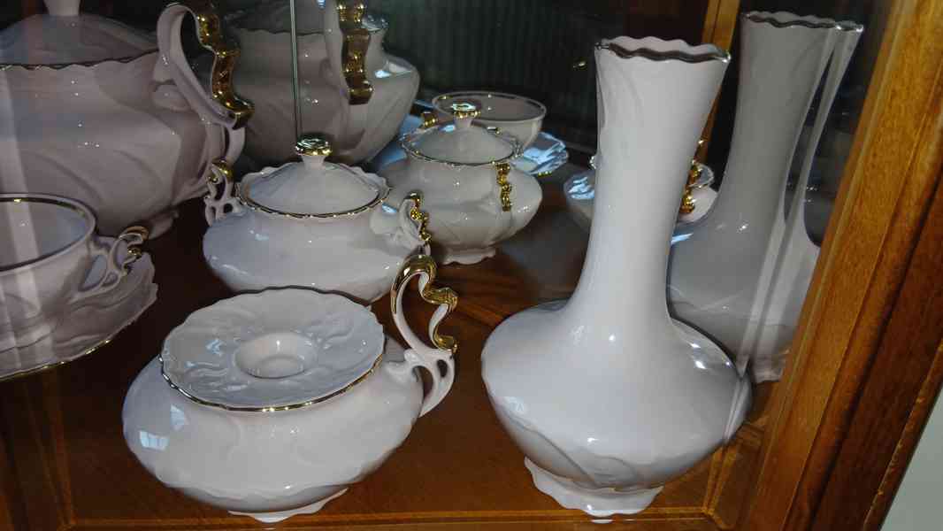 Velká sbírka růžového Chodovského porcelánu - foto 48