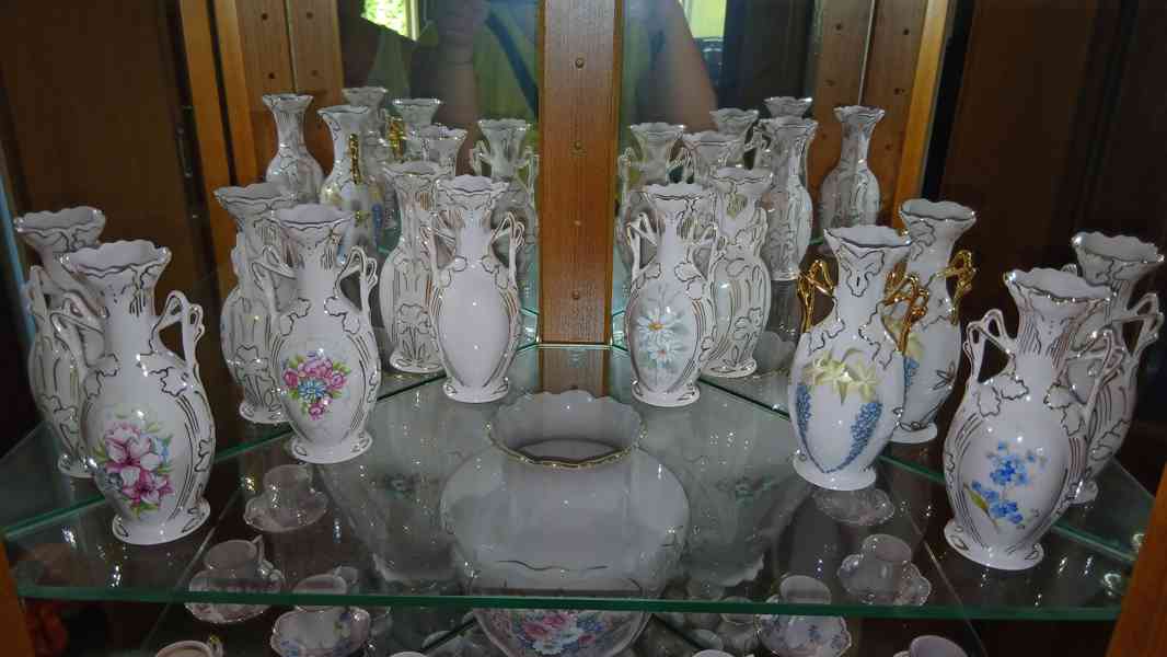 Velká sbírka růžového Chodovského porcelánu - foto 26