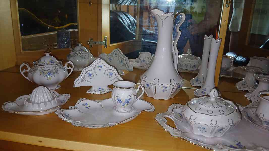 Velká sbírka růžového Chodovského porcelánu - foto 32