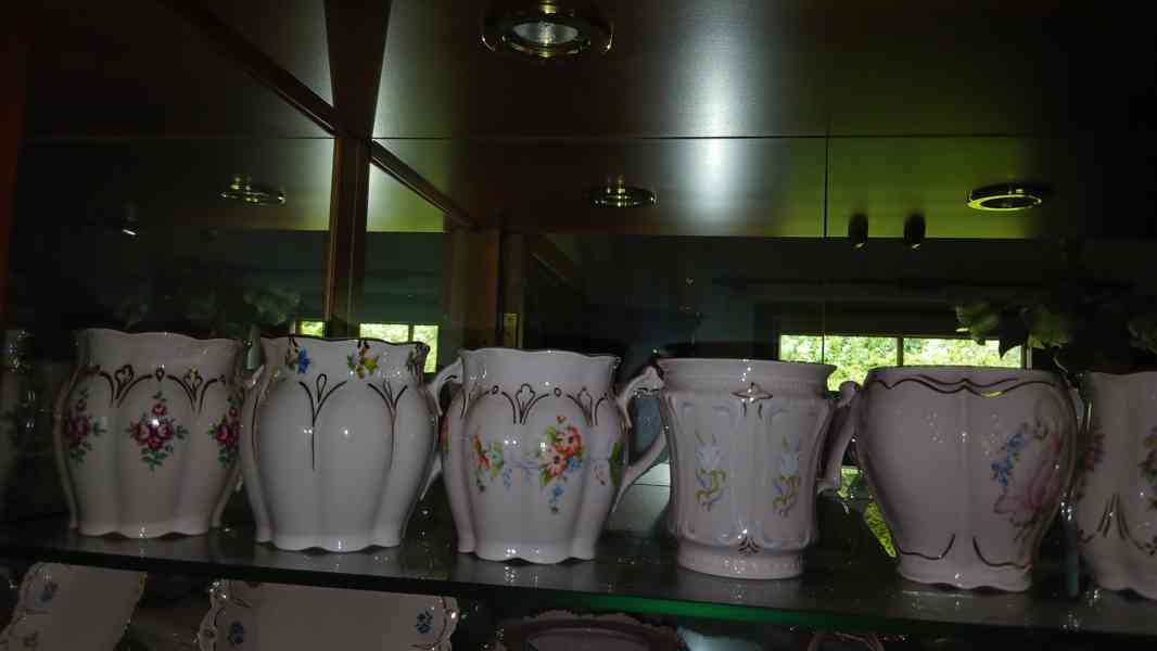Velká sbírka růžového Chodovského porcelánu - foto 47