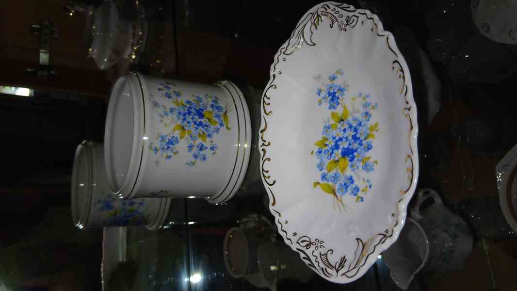 Velká sbírka růžového Chodovského porcelánu - foto 39