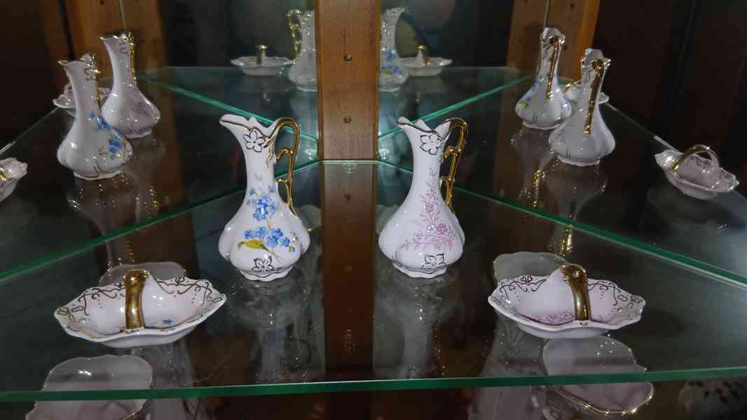 Velká sbírka růžového Chodovského porcelánu - foto 24