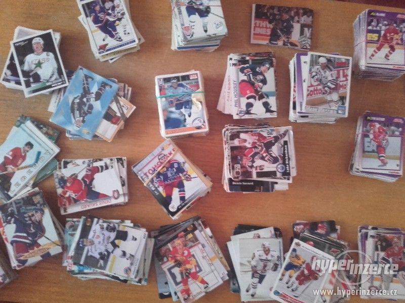 Prodám ZACHOVALÉ hokejové kartičky - foto 1