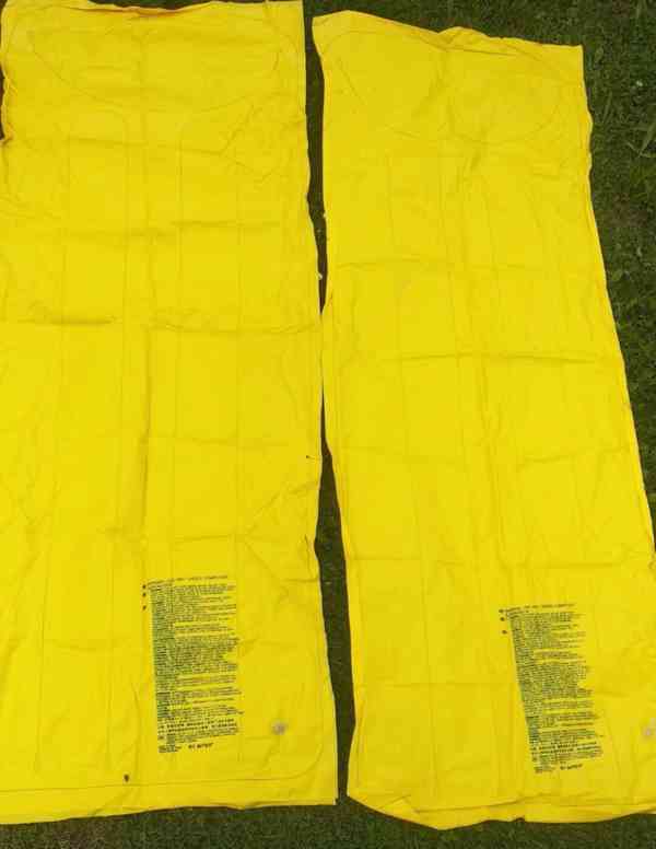 Až osm nafukovacích lehátek - nepoškozená, v původním obalu - foto 2